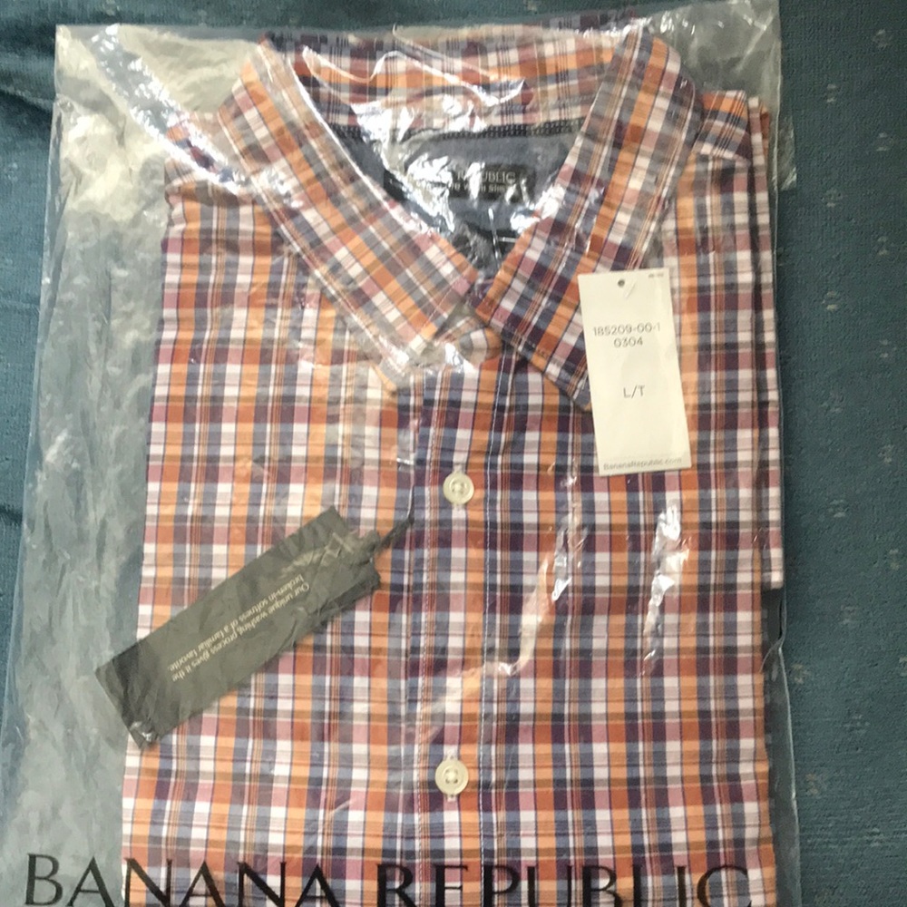 Men’s Banana Republic shirt. Camden fit.